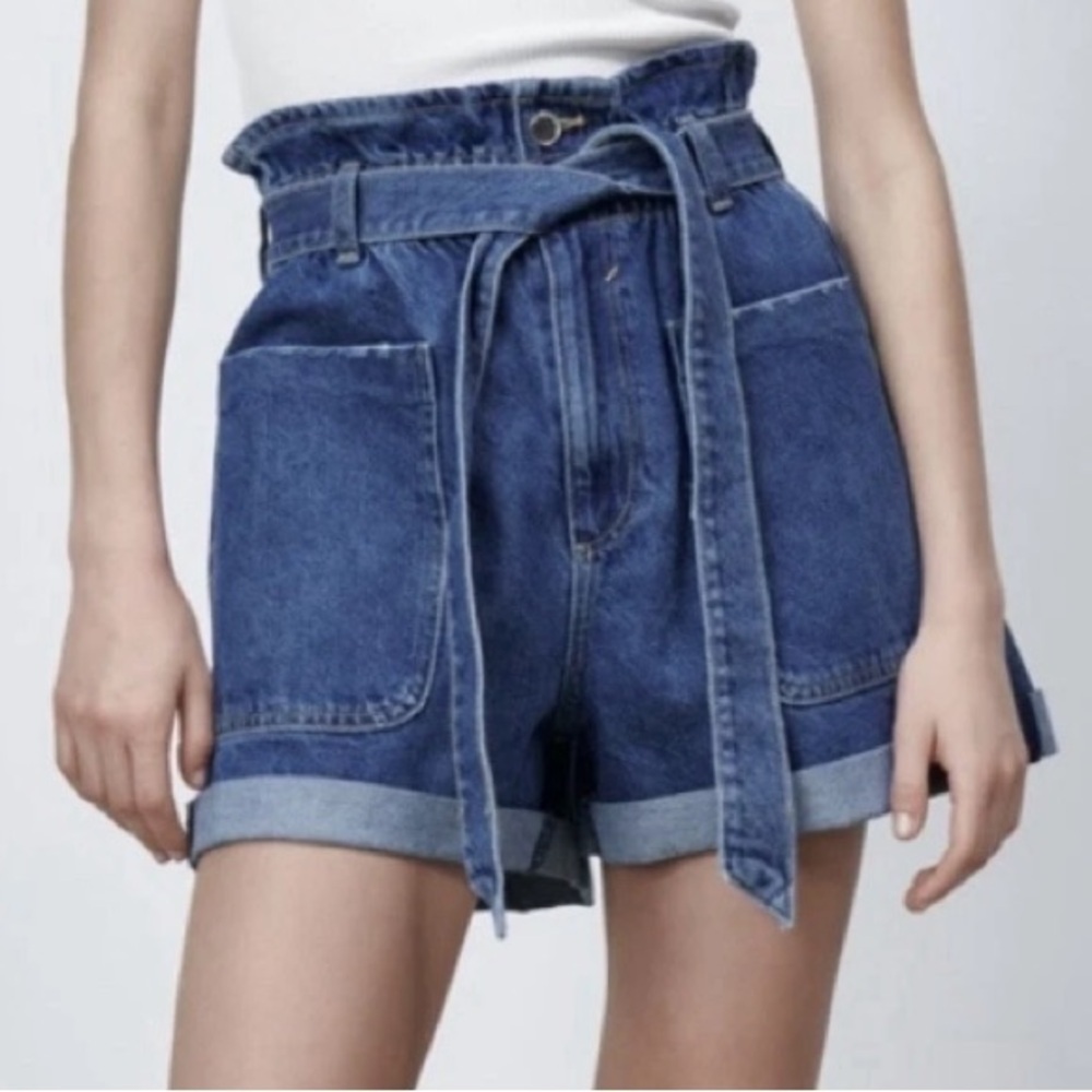 NWT ZARA  Paperbag Shorts HIGH RISE
RIGID